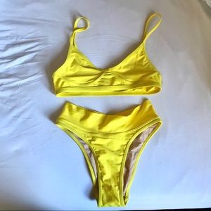 Gnash Yellow Dip brief & top